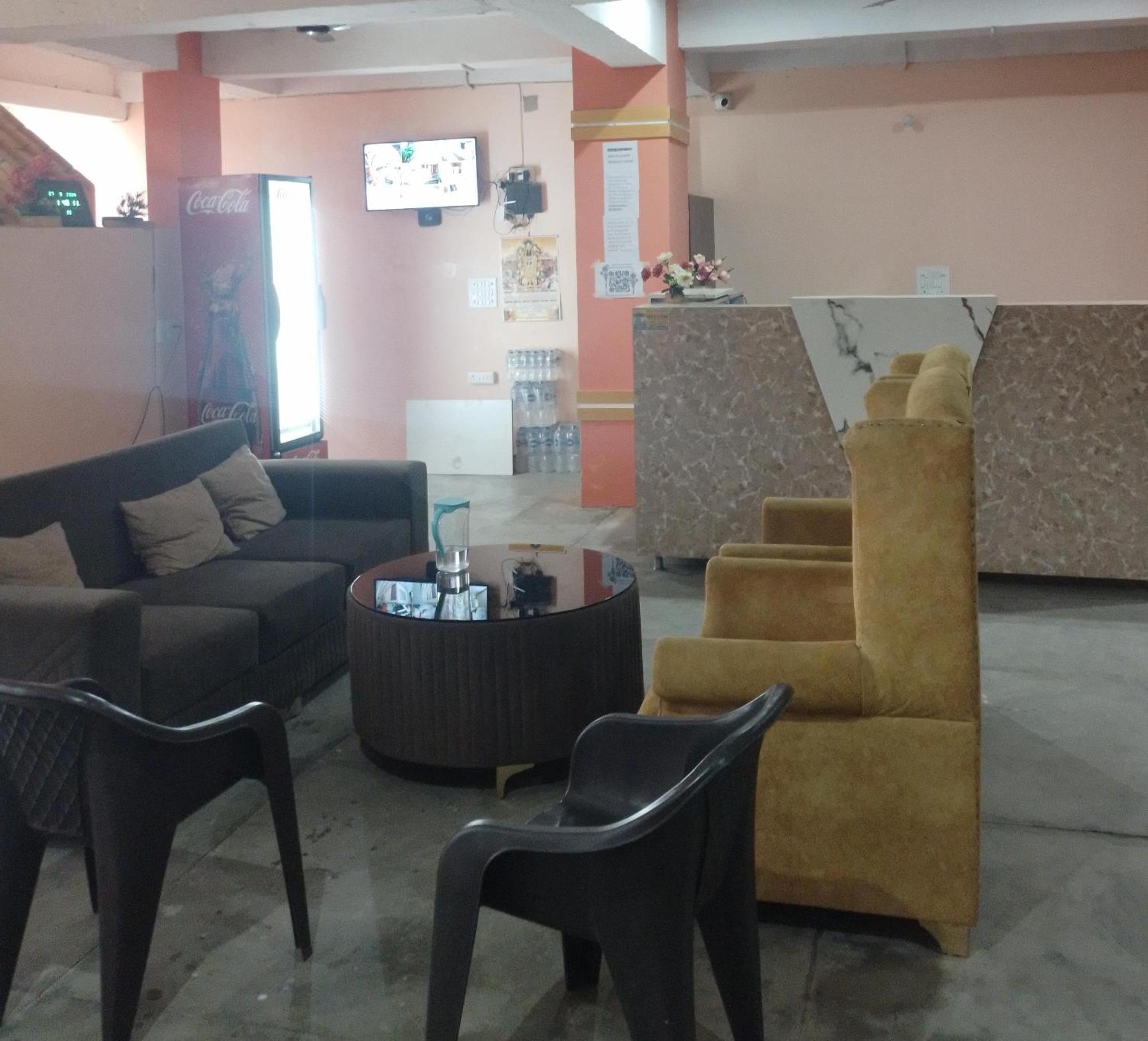 Siyaram Kunj Hotel Ayodhya Eksteriør bilde
